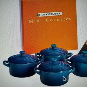 Le Creuset Indigo Mini Cocottes Set